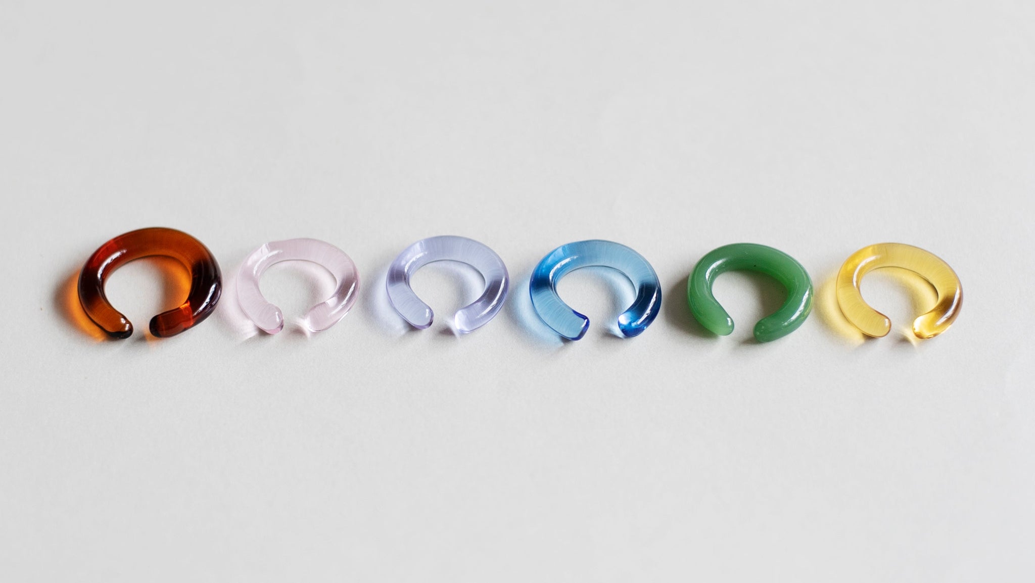 Ear Cuffs en Vidrio Soplado